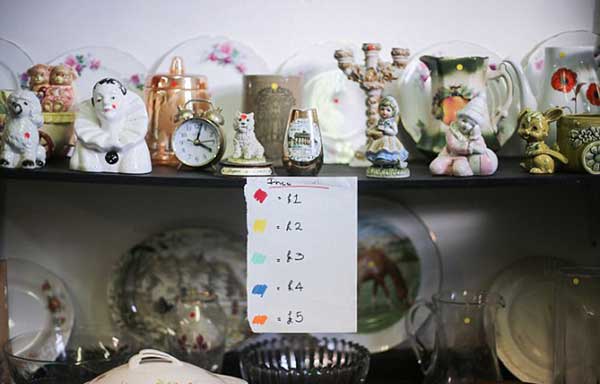 英國首個(gè)“憤怒屋”開張 顧客可盡情泄憤