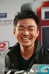 大笑養(yǎng)肺，不笑浪費(fèi)，盤點(diǎn)英語中的各種＂笑＂