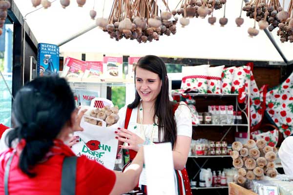 女性單獨(dú)度假有顧慮?網(wǎng)站推女性專屬租房軟件