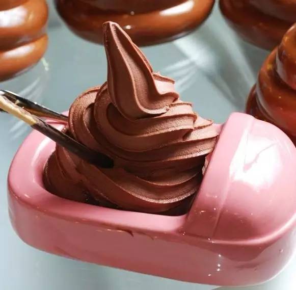 “我在廁所”千萬不要說成“I