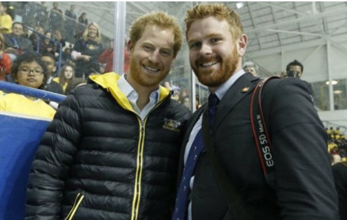 英國哈里王子在加拿大遇到 長相酷似“親兄弟”