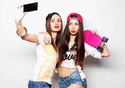 自拍是種病，得治