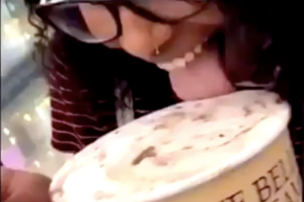 冰淇淋舔客將面臨20年監(jiān)禁