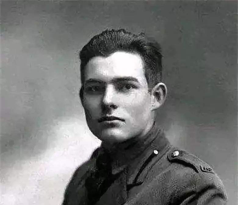 海明威在巴黎解放里茲酒吧的那一天