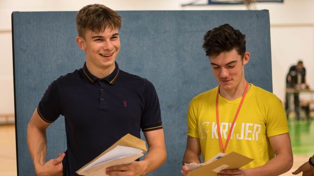 普利茅斯城市學(xué)院考試通過(guò)率99%，太感人了！