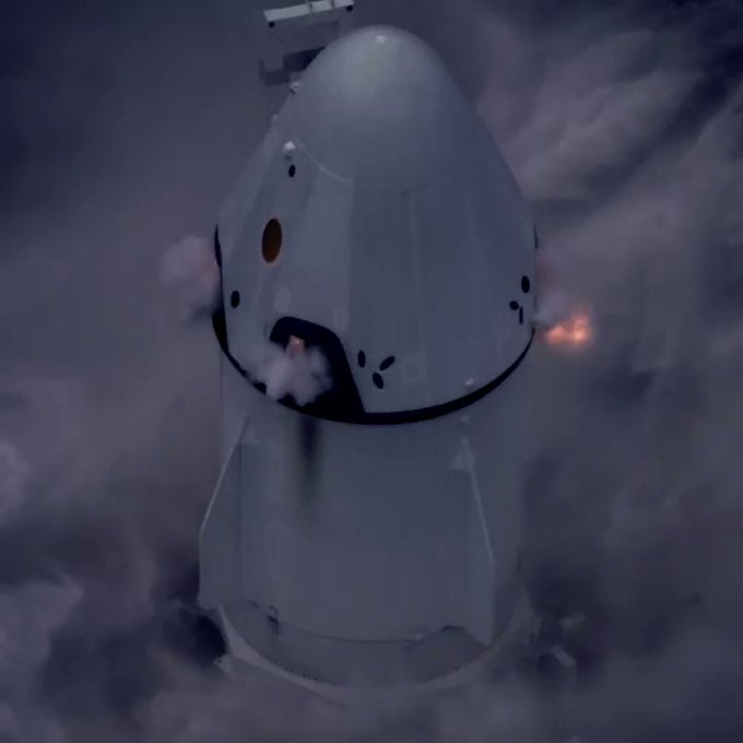 SpaceX 測(cè)試“龍”號(hào)逃生系統(tǒng)