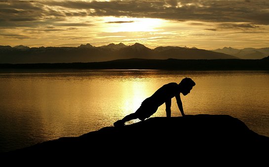 When Adversity Knocks On Your Door　當(dāng)逆境找你時(shí)